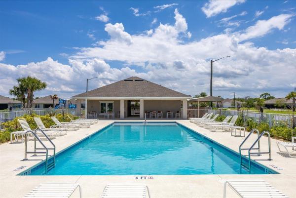 Avalon Crossing, 843 Persimmon Pl, Fort Pierce, Florida 34981, image 2
