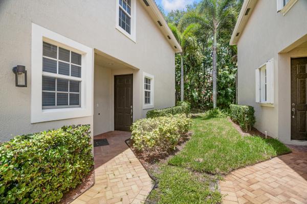 Drexel Park Townhomes, 16177 Poppyseed Cir #506, Delray Beach, Florida 33484, image 2