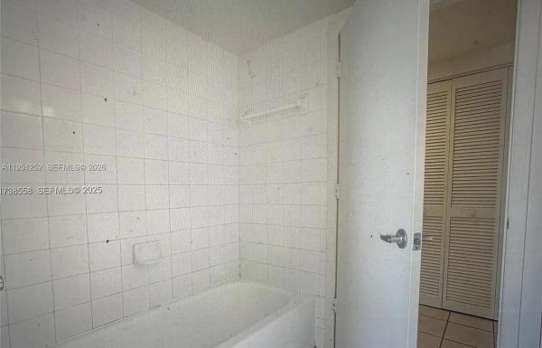 The Tides At Bridgeside Square, 3020 NE 32nd Ave #817, Fort Lauderdale, Florida 33308, image 1