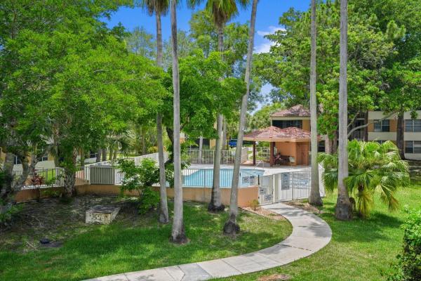 Courtyards Of Coral Springs, 8296 NW 24th St, Coral Springs, Florida 33065, image 2