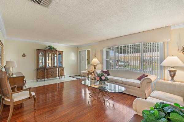 Mainlands Of Tamarac Lakes, 4915 NW 51st Ave, Tamarac, Florida 33319, image 1