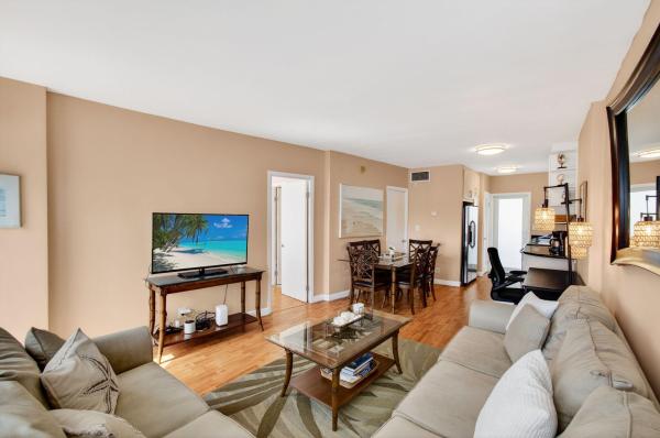 Le Cercle By The Beach, 3250 NE 28th St #302, Fort Lauderdale, Florida 33308, image 1