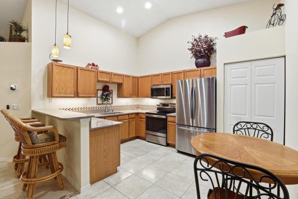 Bridgeport At Baywinds, 9363 Bridgeport Dr, West Palm Beach, Florida 33411, image 3