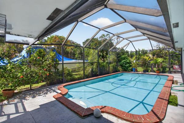 Plantations Secluded Gardens, 7501 NW 6th St, Plantation, Florida 33317, image 3