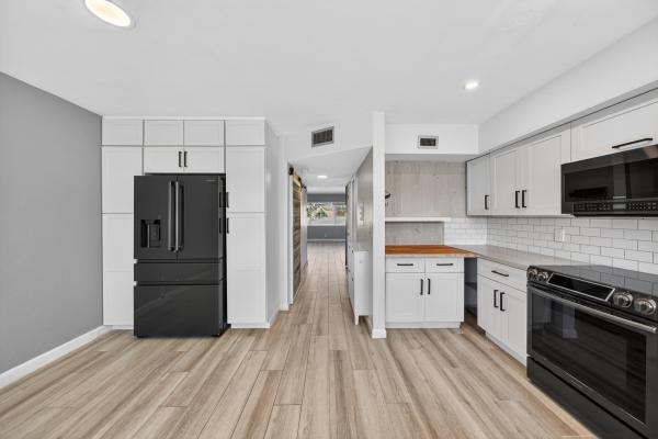 505 Deerfield, 505 NE 20th Ave #209, Deerfield Beach, Florida 33441, image 2