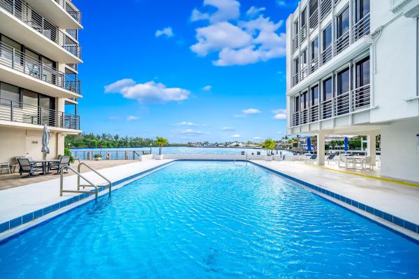 Rogers House West, 850 NE Spanish River Blvd #0330, Boca Raton, Florida 33431, image 3