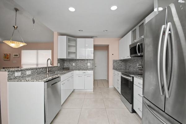 Palacios Del Mar, 7986 Palacio Del Mar Dr, Boca Raton, Florida 33433, image 2