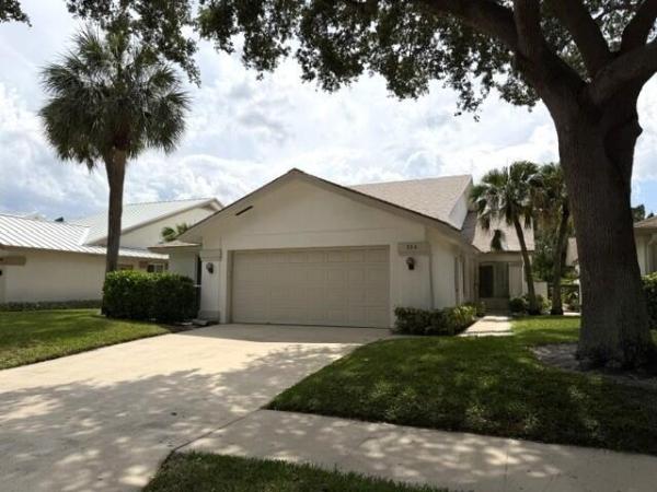 The Ridge At The Bluffs, 102 Sand Pine Dr, Jupiter, Florida 33477, image 2