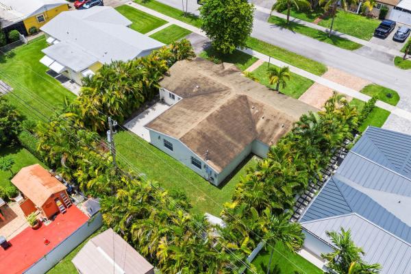 1035 SW 100th Ct, Unincorporated Dade County, Florida 33174, image 1
