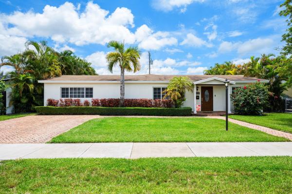 1035 SW 100th Ct, Unincorporated Dade County, Florida 33174, image 2