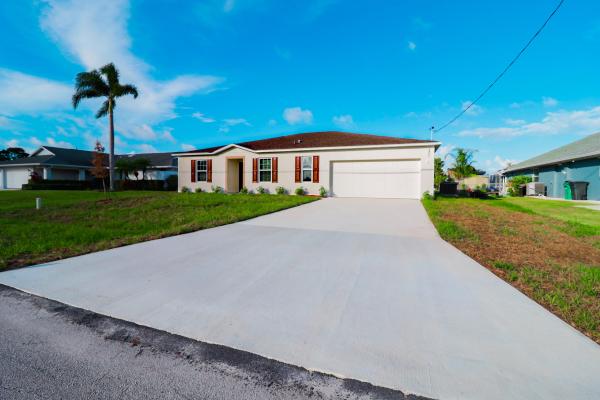 Sandhill Crossing, 2061 SE Mantua St, Port St. Lucie, Florida 34952, image 1