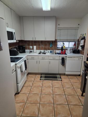 Riverside Estates, 3062 Riverside Dr #4-F, Coral Springs, Florida 33065, image 3