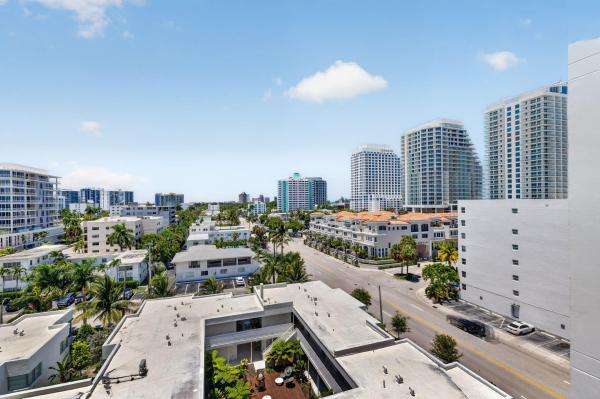 Tiffany House, 401 N Birch Rd #714, Fort Lauderdale, Florida 33304, image 2