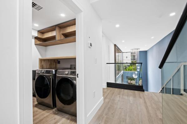 Hendricks Isle, 321 Hendricks Isle, Fort Lauderdale, Florida 33301, image 1