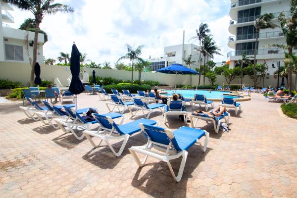 Sian Ocean Residences, 4001 S Ocean Dr #3h, Hollywood, Florida 33019, image 1