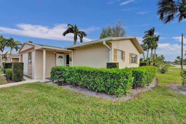 2592 E Dudley Dr Dr #A, West Palm Beach, Florida 33415, image 2