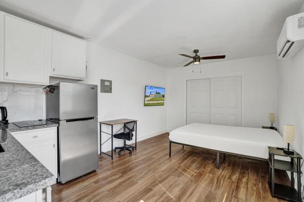 Floresta Pines, 303 NE Solida Cir, Port St. Lucie, Florida 34983, image 3