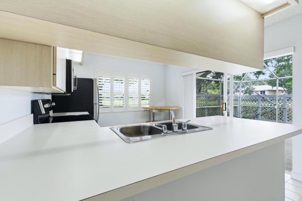 Stamford At The Villages Of Palm Beach Lakes, 1809 Middleton Way, West Palm Beach, Florida 33409, image 2