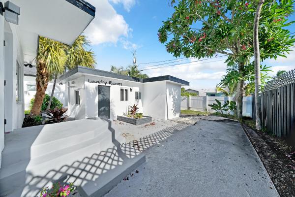 Lauderdale Park, 1108 NE 16th St, Fort Lauderdale, Florida 33304, image 2
