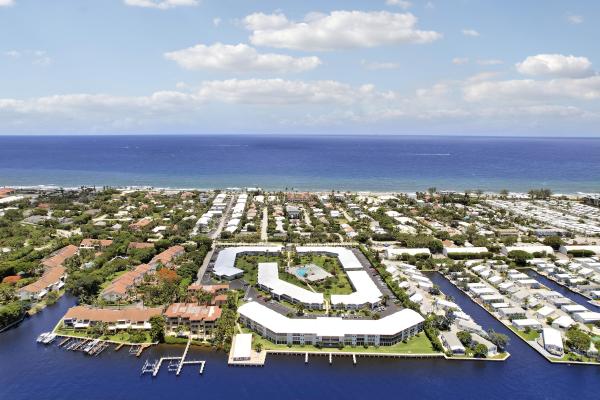 Queens Cove House, 5540 N Ocean Blvd #206, Ocean Ridge, Florida 33435, image 2