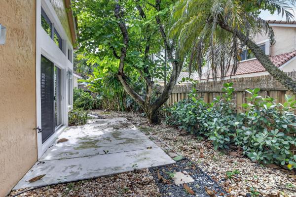 Sunset Cove At Jacaranda, 10124 NW 4th St, Plantation, Florida 33324, image 2