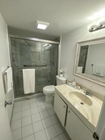 Tivoli Court At The Fountains Of Palm Beach, 4110 Tivoli Ct #103, Lake Worth, Florida 33467, image 1