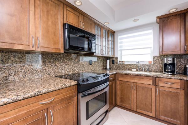 Country Club Towers, 2500 NE 48th Ln #609, Fort Lauderdale, Florida 33308, image 3