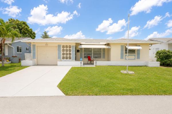 Mainlands Of Tamarac Lakes, 4911 NW 55th St, Tamarac, Florida 33319, image 2
