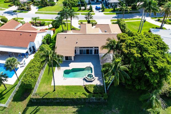 Bocaire Country Club, 17571 Bocaire Way, Boca Raton, Florida 33487, image 2