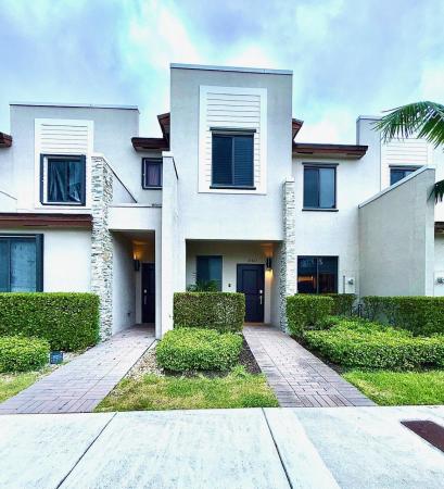21423 NE 2nd Pl, Unincorporated Dade County, Florida 33179, image 3