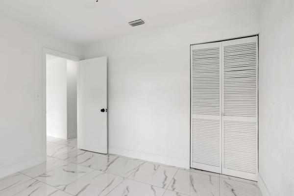 Collier Manor, 3060 NE 12th Ave, Pompano Beach, Florida 33064, image 1