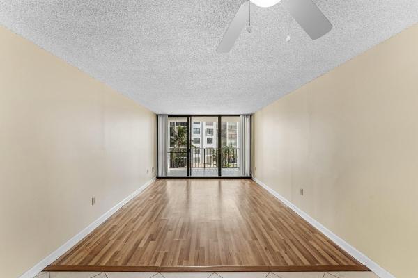 Palm Beach Harbour Club, 3545 S Ocean Blvd #405, South Palm Beach, Florida 33480, image 2