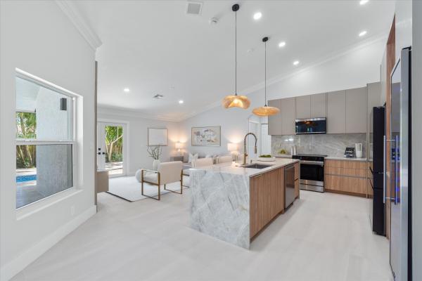 Boca Villas Heights, 1132 NE 3rd Ave, Boca Raton, Florida 33432, image 2