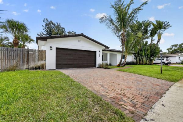 1408 Cochran Dr, Lake Worth, Florida 33461, image 3