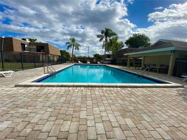 8115 SW 24th St #27D, North Lauderdale, Florida 33068, image 3