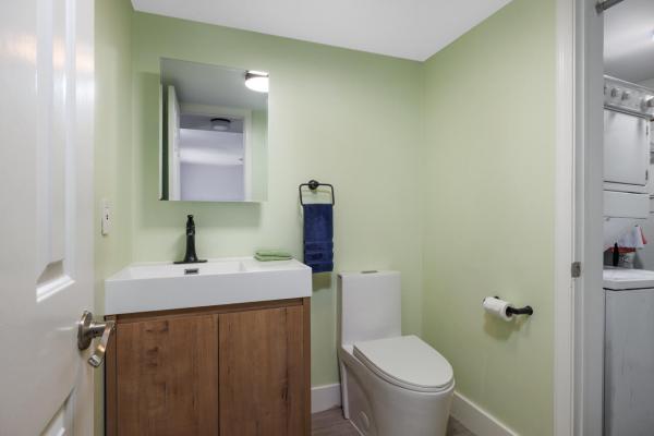Shore Place, 106 Linda Ln #1, Palm Beach Shores, Florida 33404, image 3