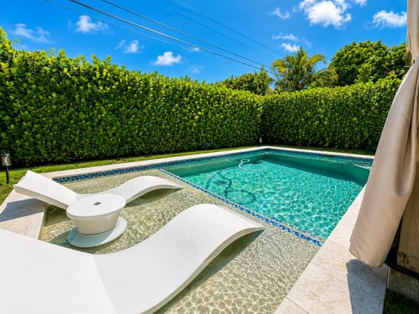 Homewood, 340 Summa St, West Palm Beach, Florida 33405, image 3