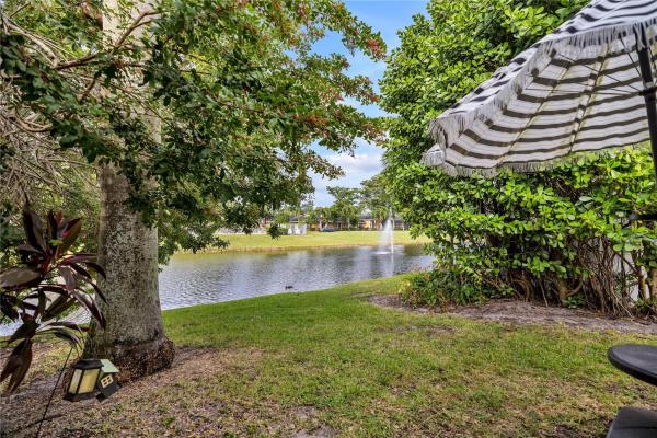 Pinewood Cove, 5568 American Cir, Delray Beach, Florida 33484, image 2