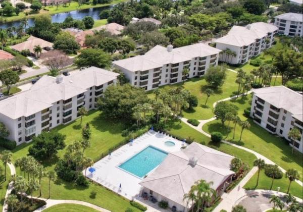 Whitehall, 3516 Whitehall Dr #105, West Palm Beach, Florida 33401, image 1