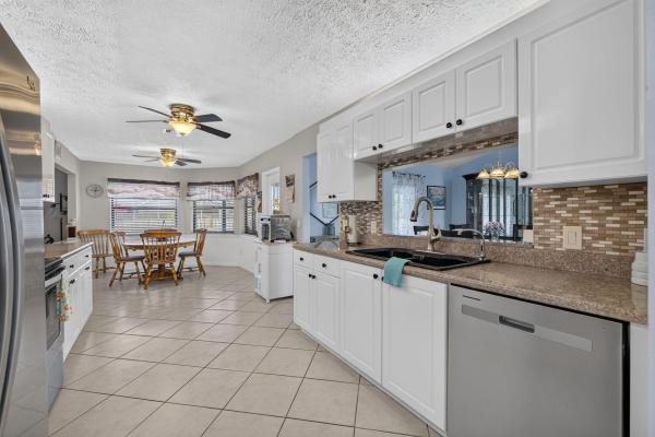 Southbend Lakes Estates, 437 SE Nome Dr, Port St. Lucie, Florida 34984, image 3
