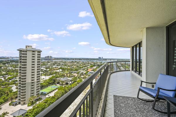 Martinique, 4000 N Ocean Dr #2004, Riviera Beach, Florida 33404, image 3
