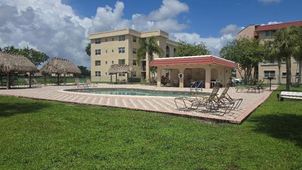 Holiday Springs, 3251 Holiday Springs Blvd #302, Margate, Florida 33063, image 1