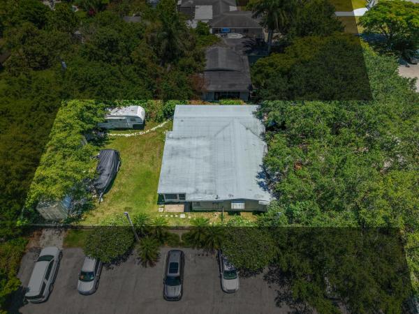 Downer Palms, 27 NE 18th St, Homestead, Florida 33030, image 1