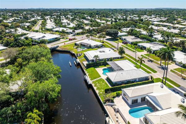 Camino Gardens, 976 SW Mulberry Way, Boca Raton, Florida 33486, image 2