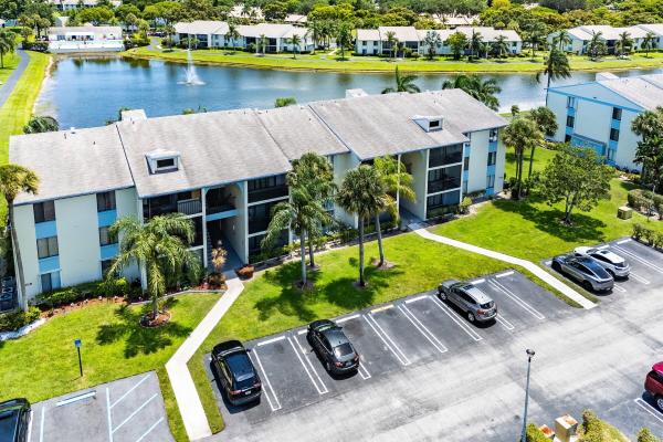 The Palm Club, 1108 Green Pine Blvd #E1, West Palm Beach, Florida 33409, image 2