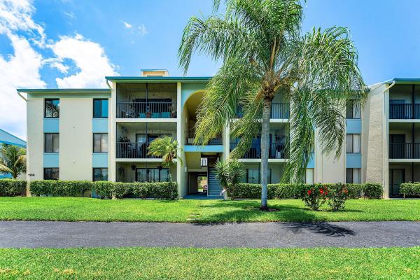 The Palm Club, 1108 Green Pine Blvd #E1, West Palm Beach, Florida 33409, image 3