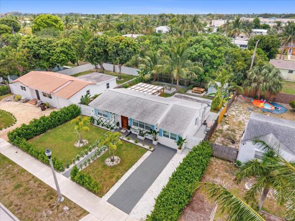 Broadmoor, 350 Forest Hill Blvd, West Palm Beach, Florida 33405, image 2