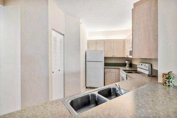 Uno Lago, 300 Uno Lago Dr #304, Juno Beach, Florida 33408, image 1