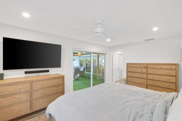 Country Club, 418 Oyster Rd, North Palm Beach, Florida 33408, image 1