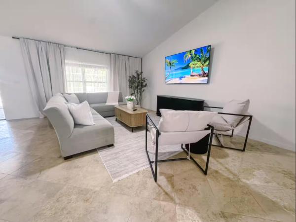 Sandpiper Bay, 2473 SE Sidonia St, Port St. Lucie, Florida 34952, image 2